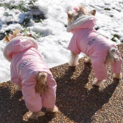 Doggie Design（ドギーデザイン）ドッグウェア Pink Ruffin It Dog Snow Suit Harness ピンク ラフィン スノー スーツ